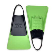 Load image into Gallery viewer, Swim Fins Black/Green
