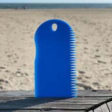 Load image into Gallery viewer, Sex Wax Surfboard Wax Comb
